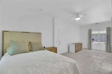 1916 Ocean Drive Vero Beach FL 32963