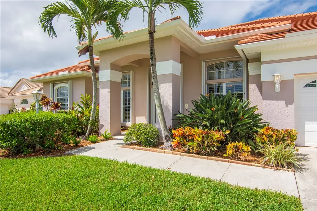 7385 30th Court Vero Beach FL 32967