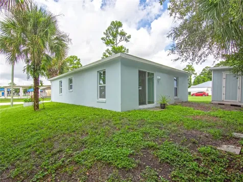 1196 17th Avenue SW Vero Beach FL 32962
