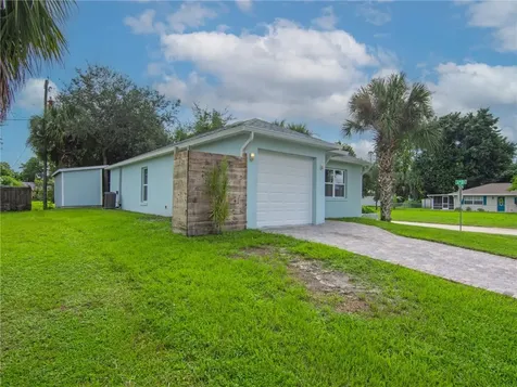 1196 17th Avenue SW Vero Beach FL 32962