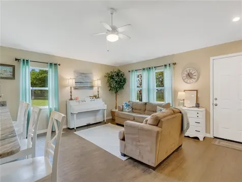 1196 17th Avenue SW Vero Beach FL 32962