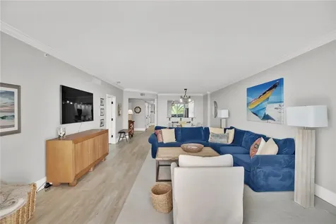 8866 N Sea Oaks Way Vero Beach FL 32963