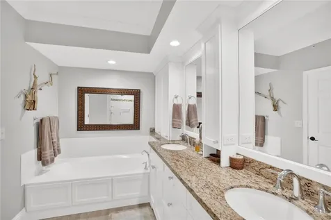 8866 N Sea Oaks Way Vero Beach FL 32963