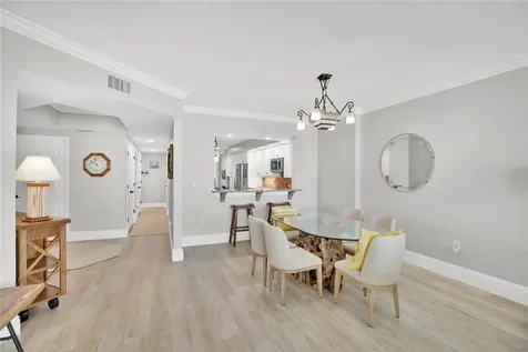 8866 N Sea Oaks Way Vero Beach FL 32963