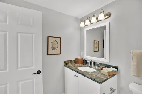 8866 N Sea Oaks Way Vero Beach FL 32963