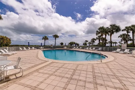 8866 N Sea Oaks Way Vero Beach FL 32963