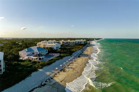 8866 N Sea Oaks Way Vero Beach FL 32963