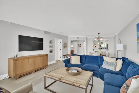 8866 N Sea Oaks Way Vero Beach FL 32963
