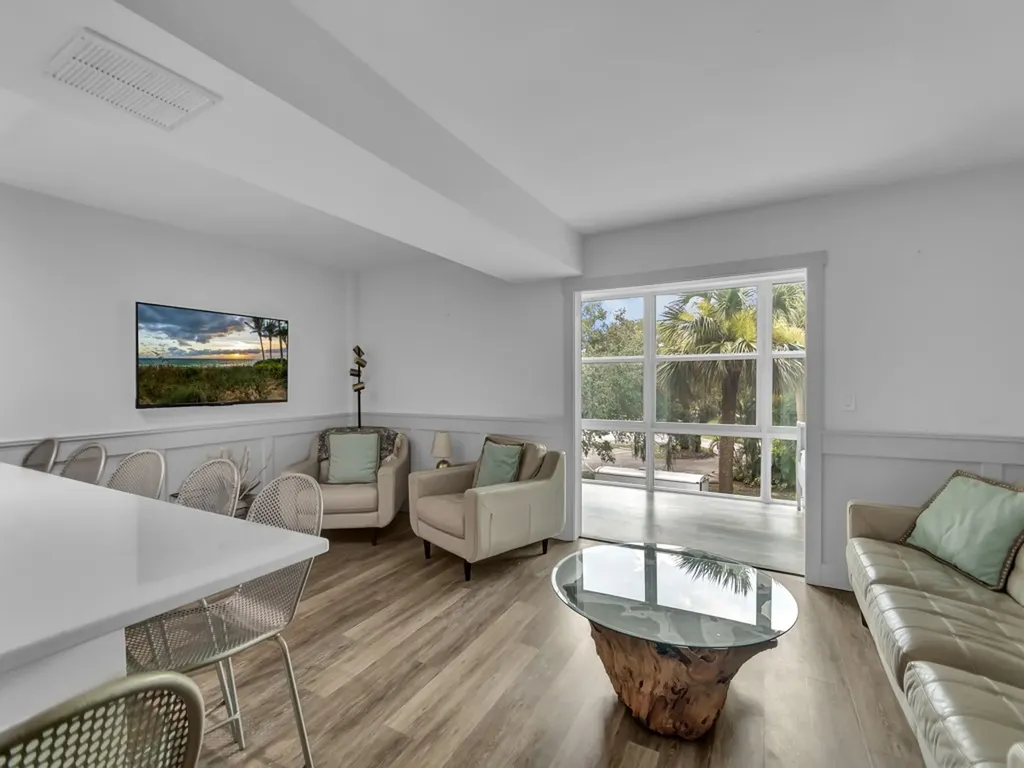 275 Date Palm Road Vero Beach FL 32963