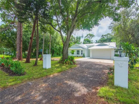 4107 18th Street Vero Beach FL 32960