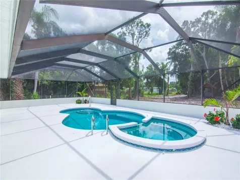 4107 18th Street Vero Beach FL 32960