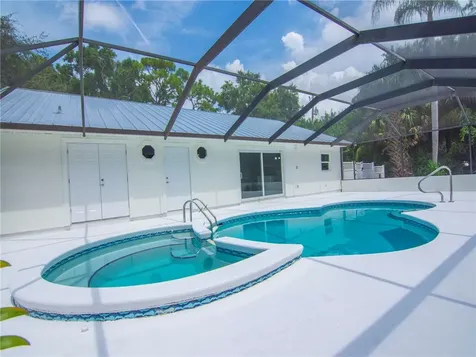 4107 18th Street Vero Beach FL 32960