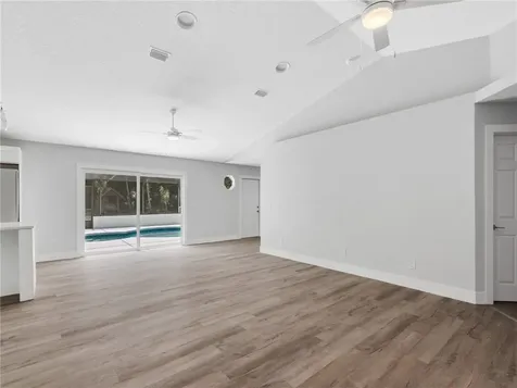 4107 18th Street Vero Beach FL 32960