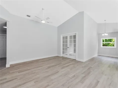 4107 18th Street Vero Beach FL 32960