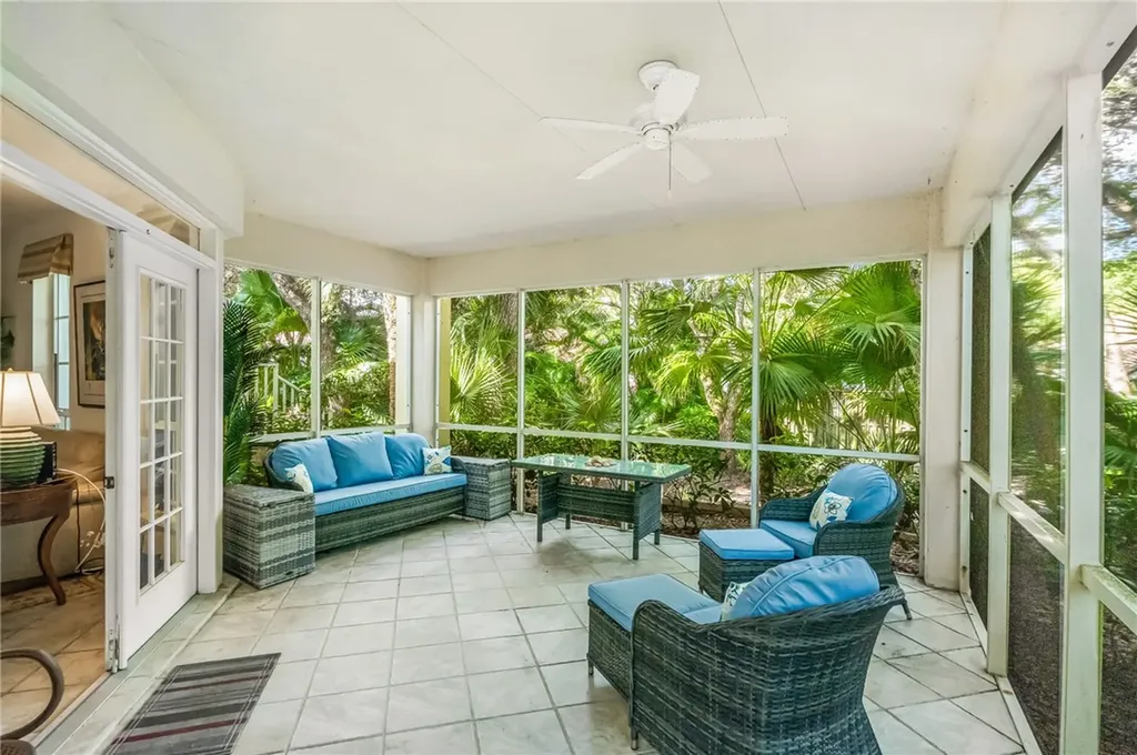 1385 Winding Oaks Circle W Vero Beach FL 32963