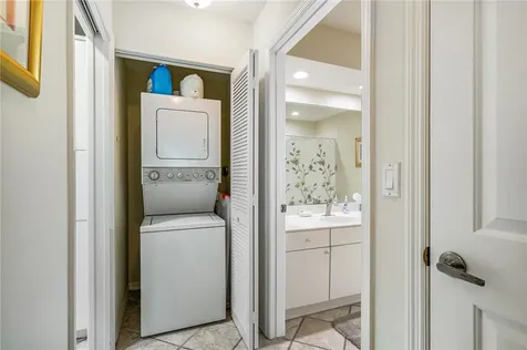 1385 Winding Oaks Circle W Vero Beach FL 32963