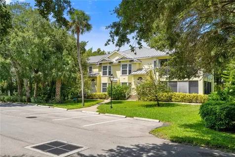 1385 Winding Oaks Circle W Vero Beach FL 32963