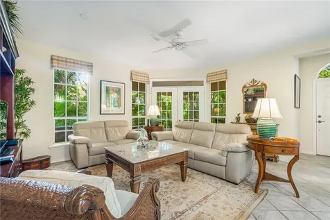 1385 Winding Oaks Circle W Vero Beach FL 32963