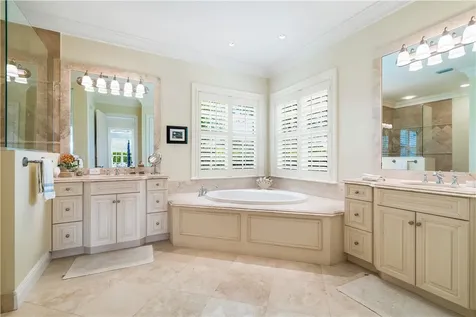 410 N Palm Island Circle Vero Beach FL 32963