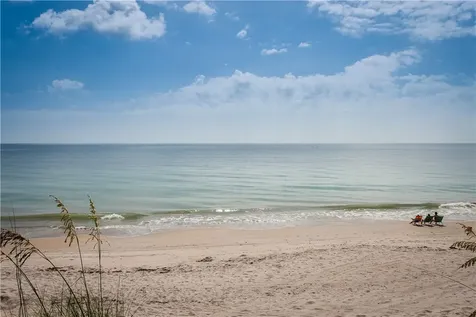 410 N Palm Island Circle Vero Beach FL 32963