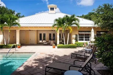 410 N Palm Island Circle Vero Beach FL 32963