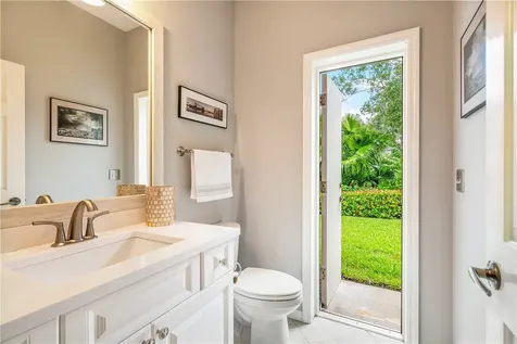 6556 35th Place Vero Beach FL 32966