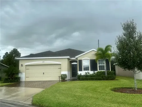 2549 Crowned Eagle Circle SW Vero Beach FL 32962