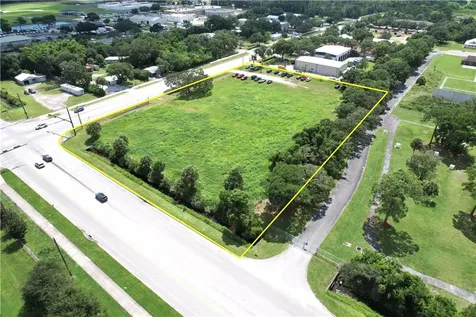 4075 43rd Avenue Vero Beach FL 32960