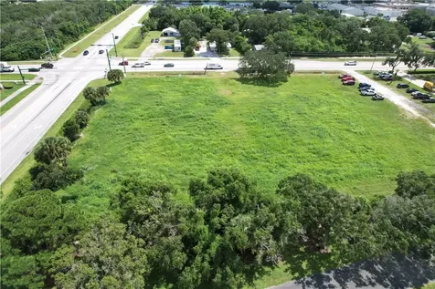 4075 43rd Avenue Vero Beach FL 32960