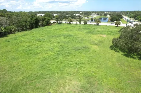 4075 43rd Avenue Vero Beach FL 32960