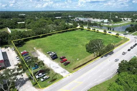 4075 43rd Avenue Vero Beach FL 32960