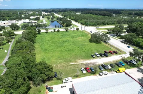 4075 43rd Avenue Vero Beach FL 32960