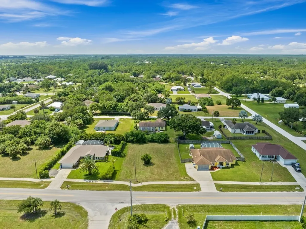9155 87th Street Vero Beach FL 32967