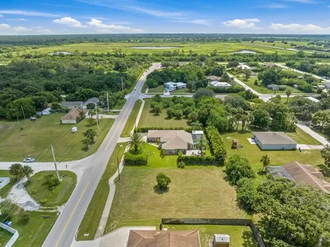 9155 87th Street Vero Beach FL 32967