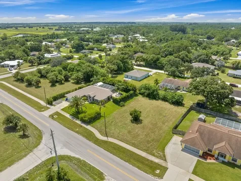 9155 87th Street Vero Beach FL 32967
