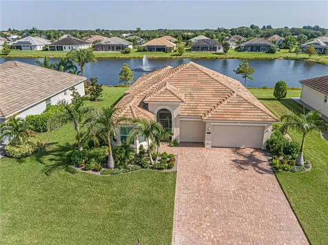 4836 Four Lakes Circle SW Vero Beach FL 32968