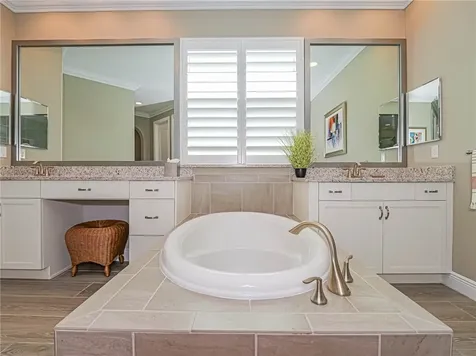 4836 Four Lakes Circle SW Vero Beach FL 32968