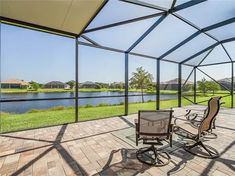 4836 Four Lakes Circle SW Vero Beach FL 32968