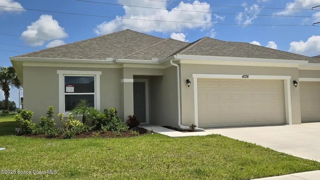 4376 Kelsey Drive Micco FL 32976