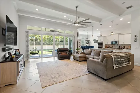 4725 Four Lakes Circle SW Vero Beach FL 32968