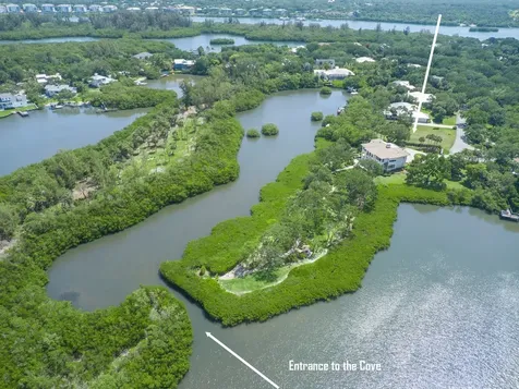 2660 Riverview Court Vero Beach FL 32963
