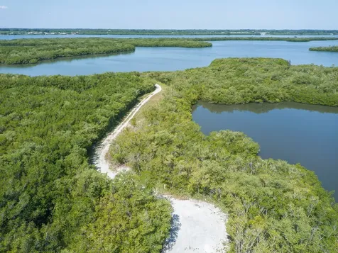 2660 Riverview Court Vero Beach FL 32963