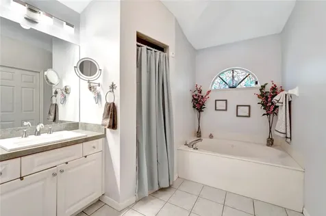 9485 85th Place Vero Beach FL 32967