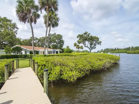 215 Live Oak Road Vero Beach FL 32963
