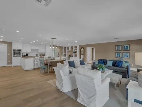 215 Live Oak Road Vero Beach FL 32963