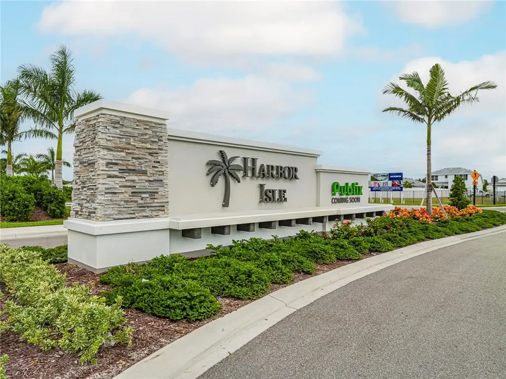 4487 Nautilus Circle Vero Beach FL 32967