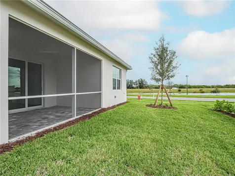 4487 Nautilus Circle Vero Beach FL 32967
