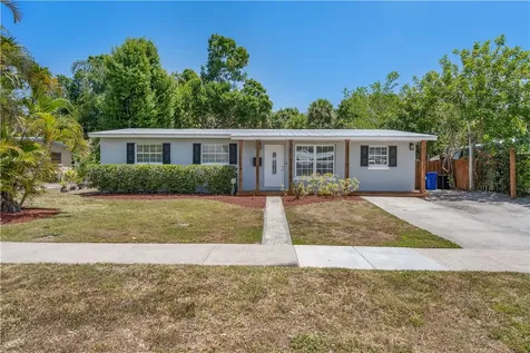 1860 37th Avenue Vero Beach FL 32960