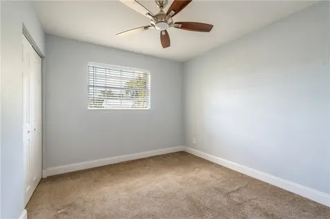 1860 37th Avenue Vero Beach FL 32960
