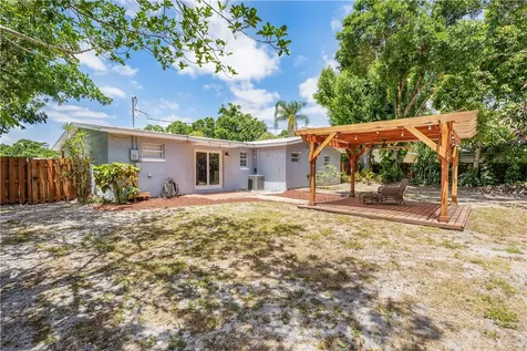 1860 37th Avenue Vero Beach FL 32960
